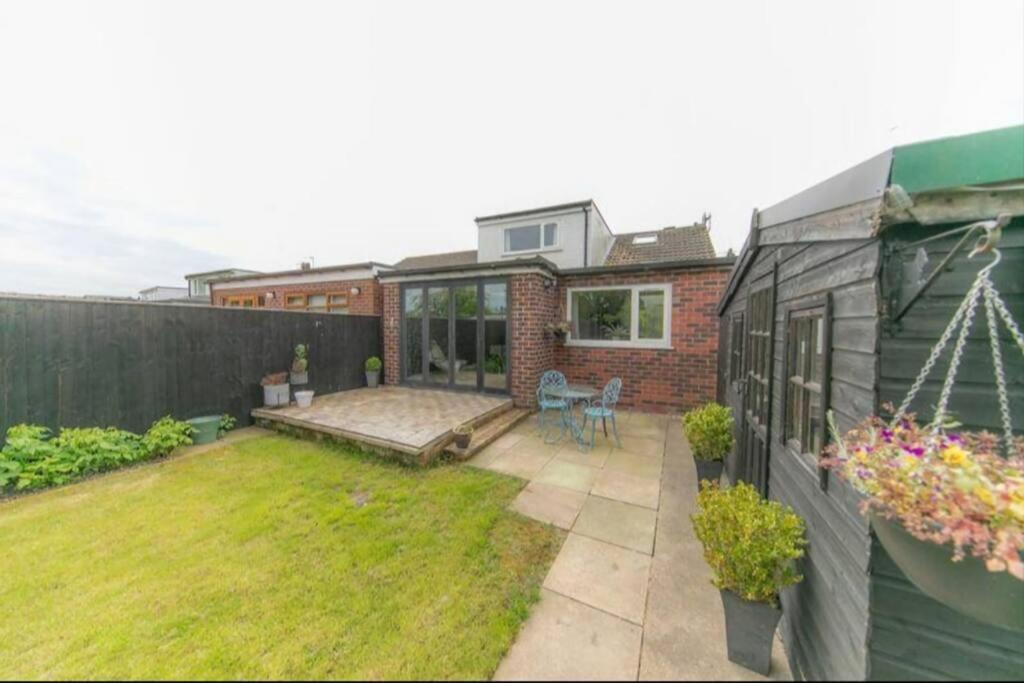 Recently Refurbished Home. Poulton-le-Fylde Zewnętrze zdjęcie