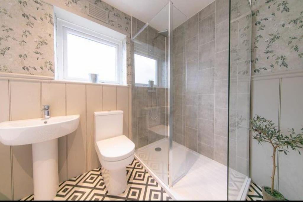 Recently Refurbished Home. Poulton-le-Fylde Zewnętrze zdjęcie